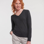 Women's v-neck knitted sweater