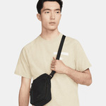 Nike Elemental premium crossbody bag